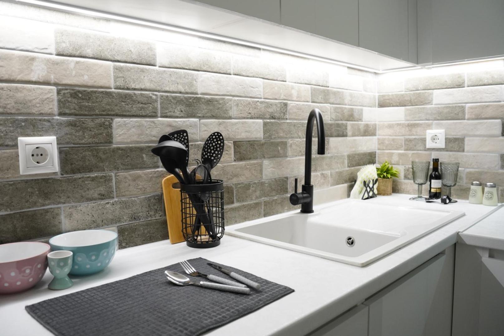 Bright & Cozy Apartment, Aten Exteriör bild
